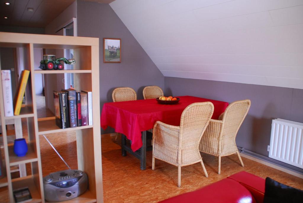 De Rosmolen Villa Ertvelde Rum bild